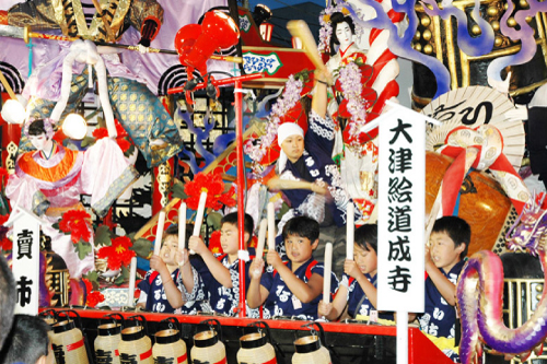八戸三社大祭