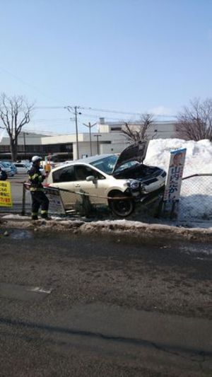 公会堂前の駐車場！？